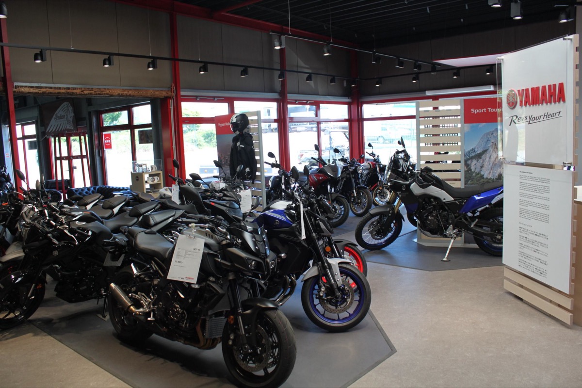 AS Customs Showroom 3