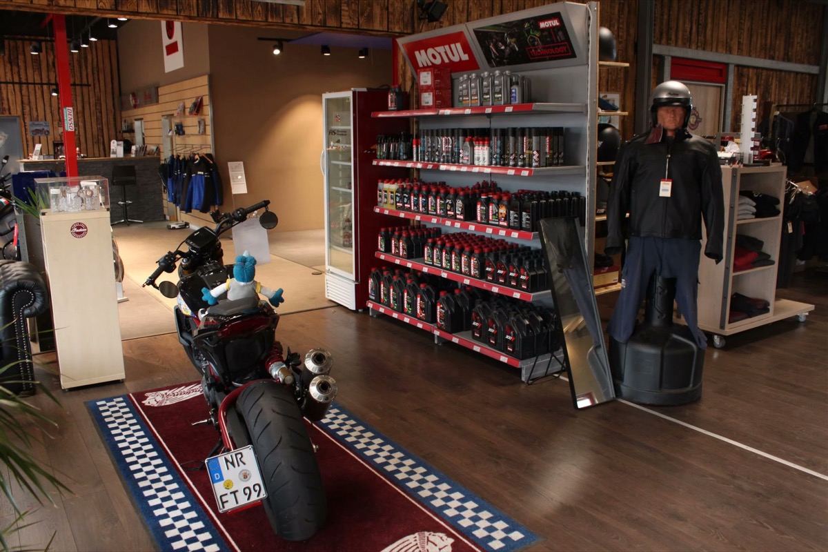 AS Customs Showroom 8